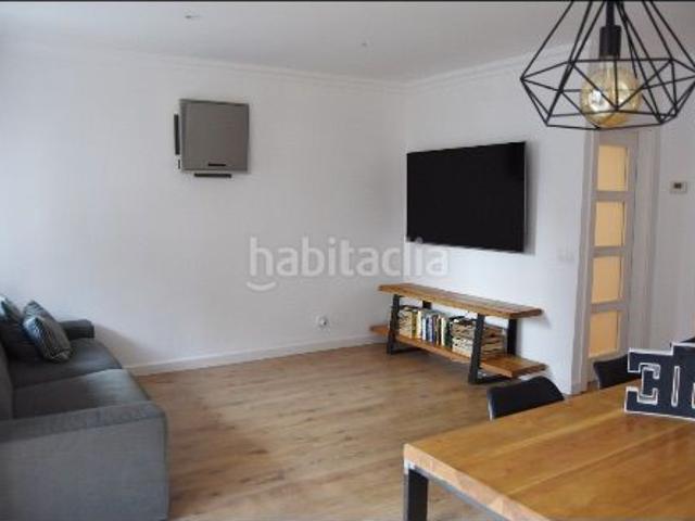 Piso en venta en Castelldefels, Centre. Vivienda de diseño totalmente reformada en el centro de Castelldefels. Pisos.