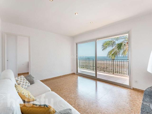 Piso en venta en Castelldefels, Baixador. Pisos.
