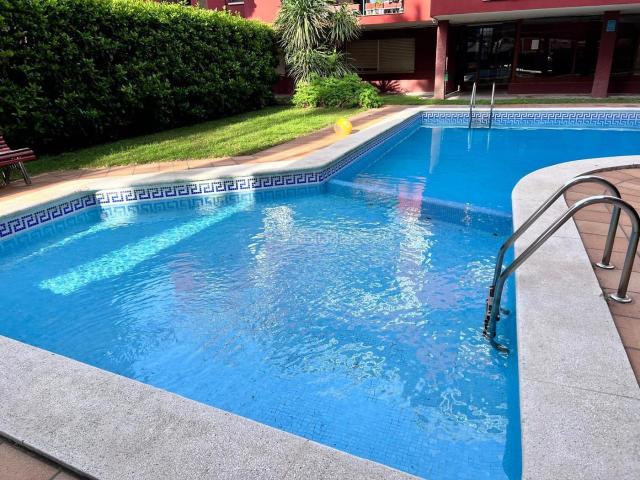 Piso en venta en Castelldefels, Montmar. Urbanizacion Montemar bajo. Pisos.
