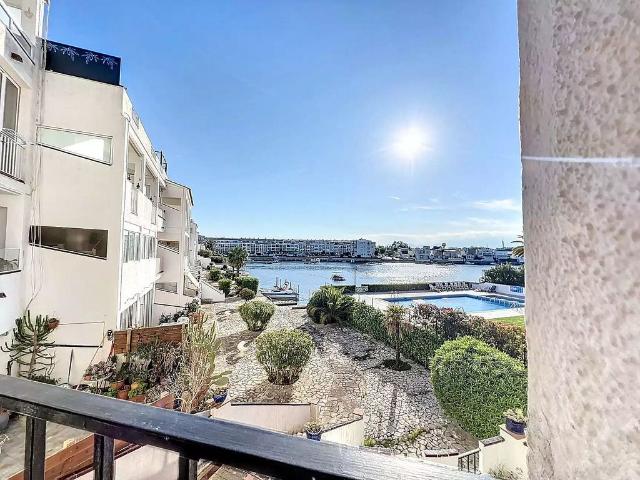 Piso en venta en pasaje St Mauricid, Castelló d´Empúries, de 38 m² 1 habitación por 144.000