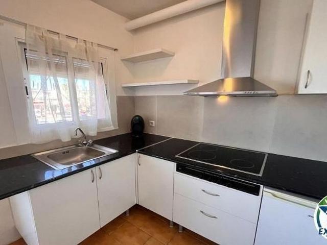 Piso en venta en calle Gran Reserva, Castelló d´Empúries, de 38 m² 1 habitación por 130.000