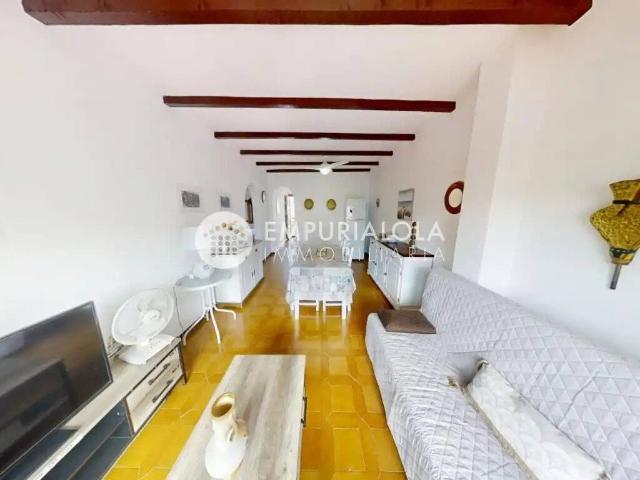 Piso en Venta en Castelló d'Empúries