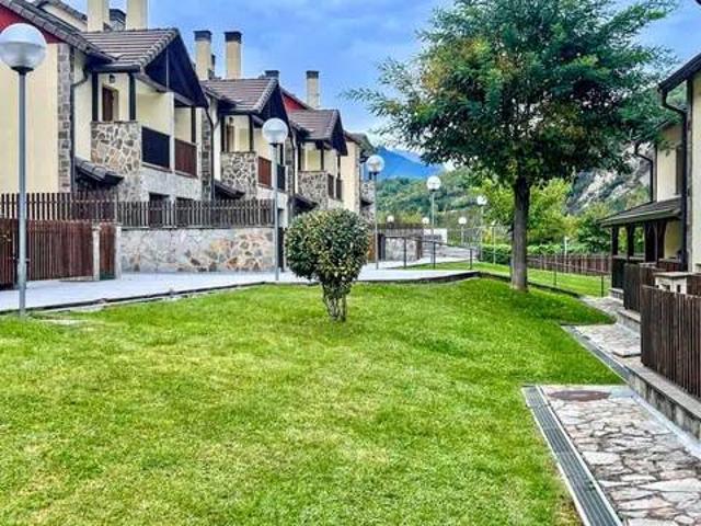 Piso en Venta en Castiello de Jaca