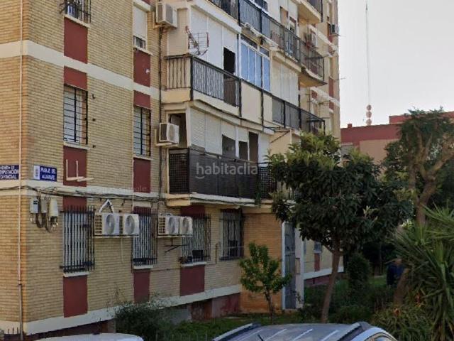 Piso en venta en Castilleja de la Cuesta. SE VENDE inmueble ALQUILADO en Castilleja de la Cuesta. Pisos Castilleja de la.