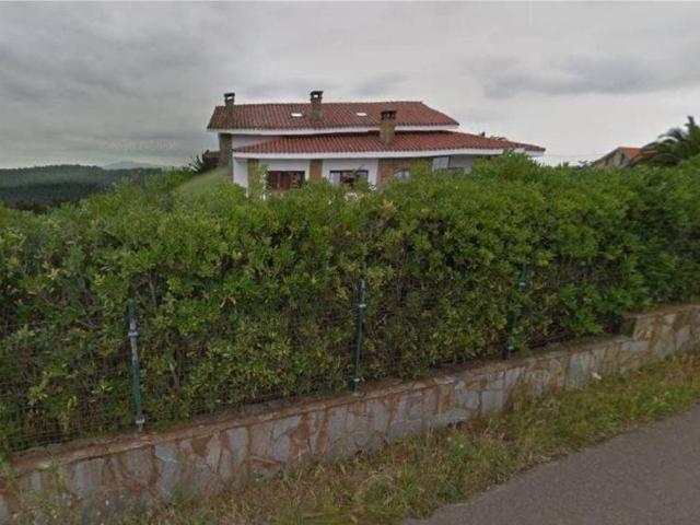 Piso en Venta en Castrillón