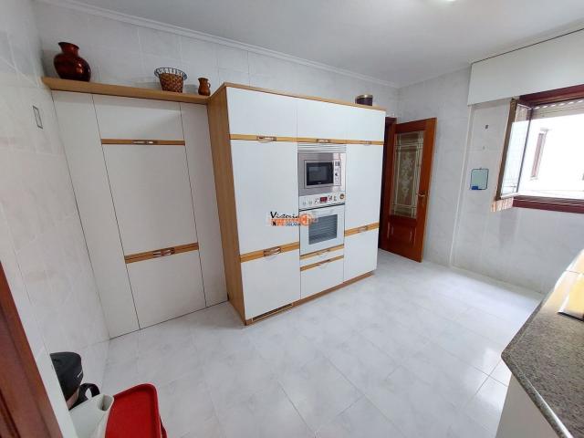 Piso en venta en Castro Urdiales, Centro. Pisos Castro.