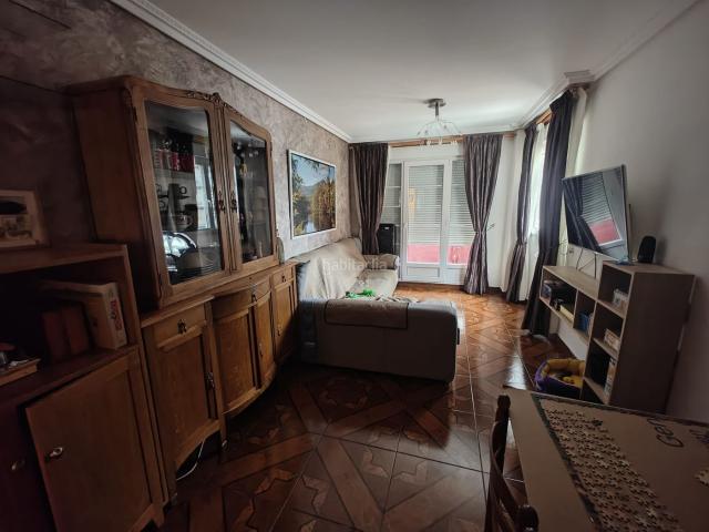 Piso en venta en Castro Urdiales, Oriñón Allendelagua. Piso de 2 habitaciones y 2 baños en Oriñon, a solo 10 m de la olaya. Pisos Castro.