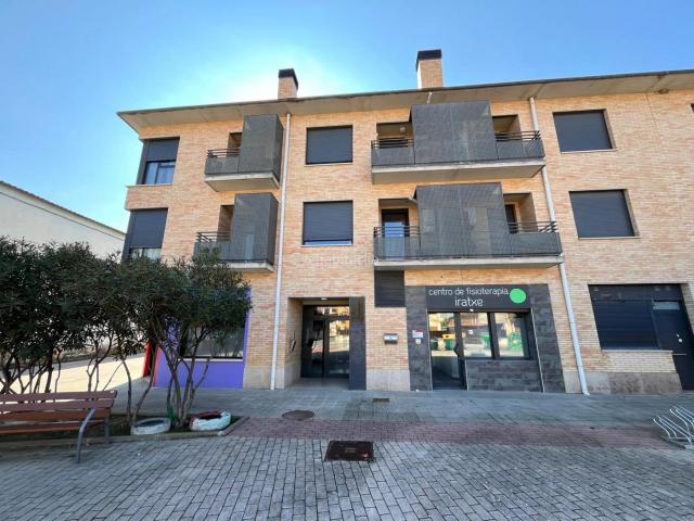 Piso en venta en Caparroso. PISO CON GARAJE Y TRASTERO EN CAPARROSO. Pisos.