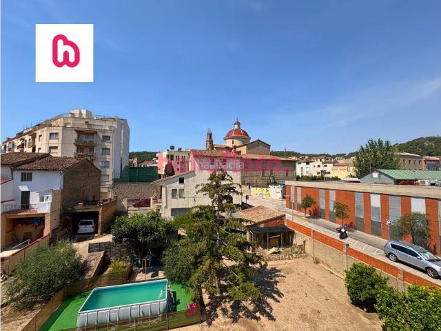 Piso en venta en Capellades. Luminoso piso con balcón, listo para entrar a vivir en Capellades. Pisos.