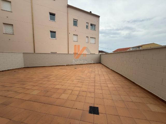 Piso en venta en Carnota. Piso con una espectacular terraza de 90 m a solo 5 minutos de la Playa de Carnota. Pisos.