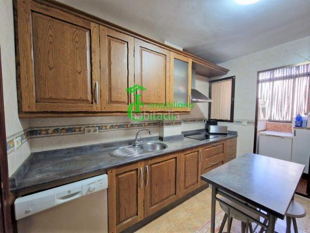 Piso en venta en Carolina La. Piso en venta en Carolina, La, 3 dormitorios. Pisos Carolina.