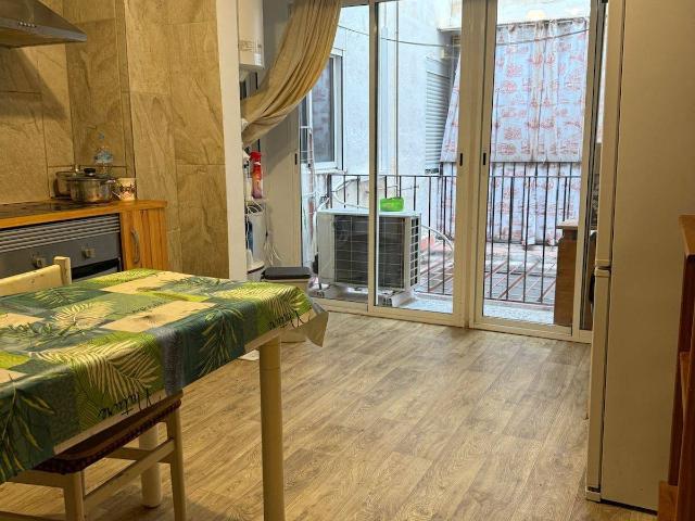 Piso en Venta en Carolinas Bajas