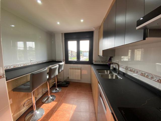 Piso en venta en Carballiño O. REF: 00324 Piso nuevo a la venta. Pisos Carballiño.