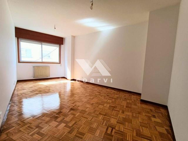 Piso en venta en Carballiño O. Venta de piso en O Carballiño. Pisos Carballiño.