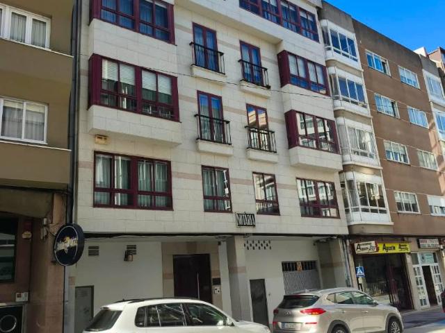 Piso en Venta en Carballo