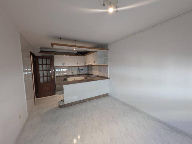 Piso en Venta en Carballo