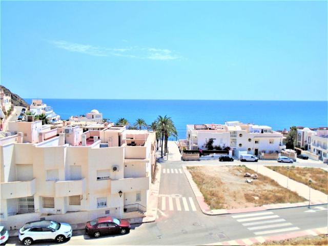 Piso en Venta en Carboneras