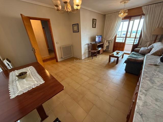 Piso en venta en Carpio. Oportunidad Vivienda en Carpio de tres dormitorios. Pisos.