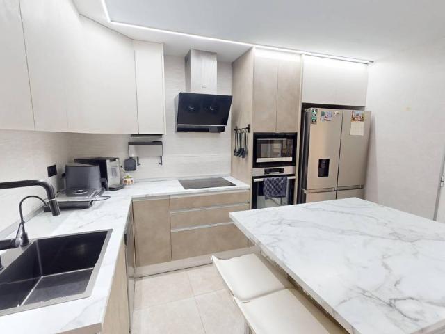 Piso en Venta en Carrús Oeste