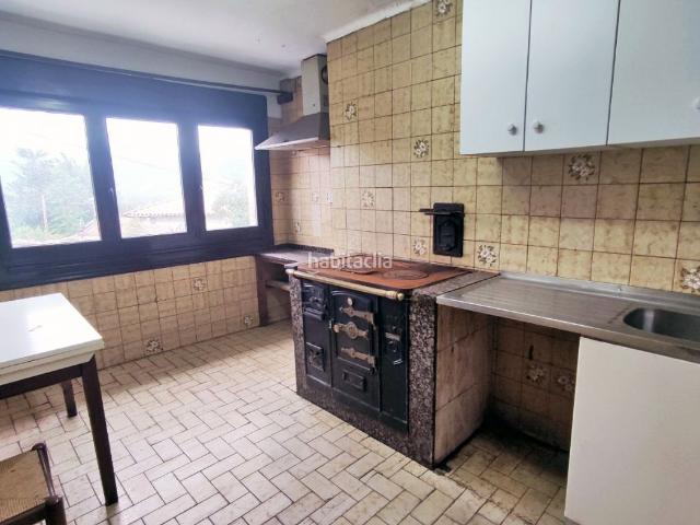 Piso en venta en Carranza. Se vende casa con jardín en karrantza. Pisos.