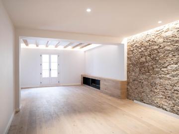Piso en venta en carrer d'Avinyó