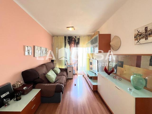 Piso en venta en carretera Antiga de València, Badalona, de 78 m² 3 habitaciones por 212.000