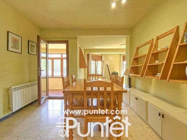Piso en venta en carretera Carretèra Túnel, Vielha e Mijaran, de 75 m² 3 habitaciones por 240.000