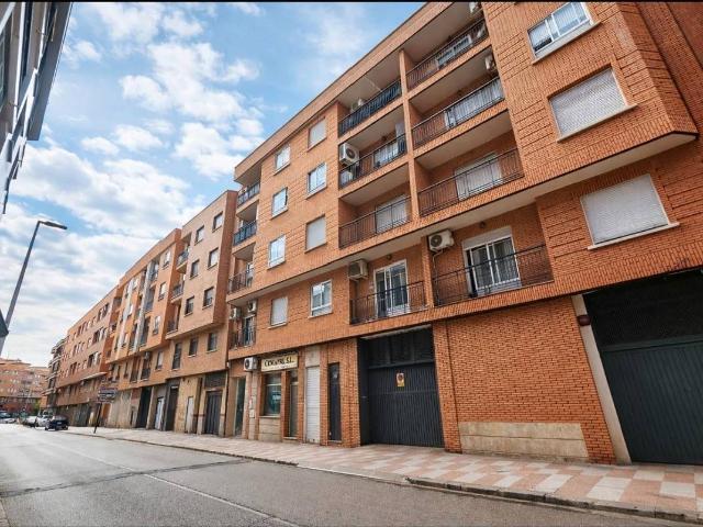 Piso en Venta en Carretera de Córdoba Libertad