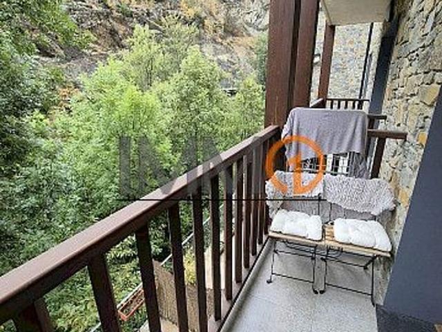 Piso en venta en carretera De la Rabassa, Aubinyà, de 73 m² 2 habitaciones por 415.000
