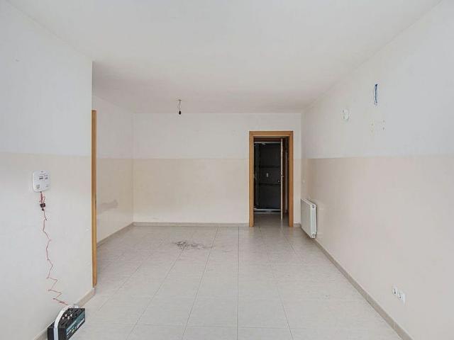 Piso en venta en carretera De Les Tries, Olot, de 90 m² 4 habitaciones por 115.000