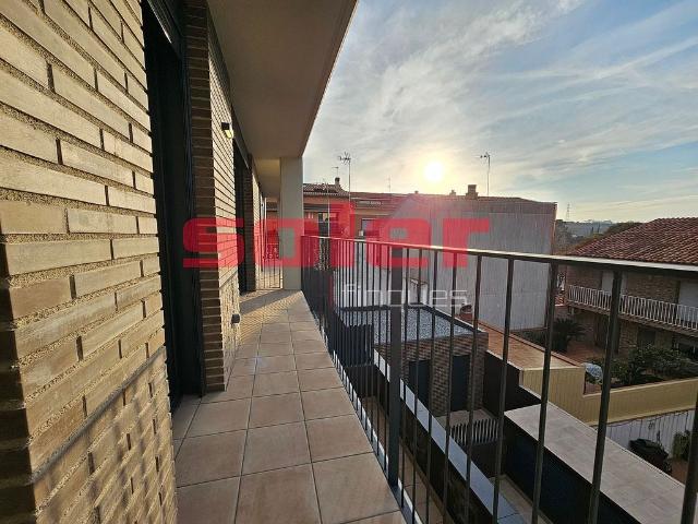 Piso en venta en carretera De Sabadell, Rubí, de 74 m² 2 habitaciones por 259.000