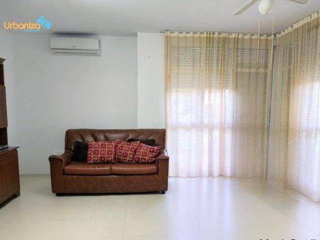 Piso en Venta en Carretera de Sevilla Los Montitos