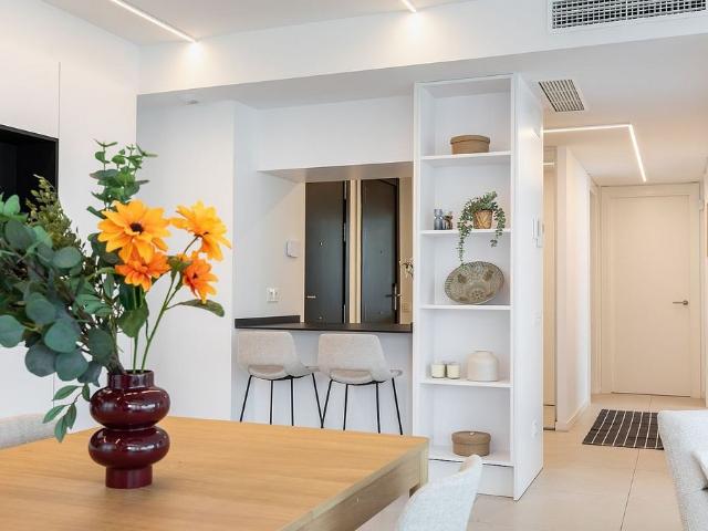 Piso en venta en carretera Reial, Sant Just Desvern, de 75 m² 3 habitaciones por 582.000