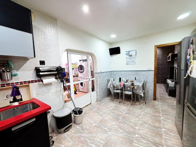Piso en venta en Cartagena, Los Barreros Cuatro Santos. ? Piso Bajo en Venta en Los Barreros, Cartagena Ideal Inversores y Parejas. Pisos.