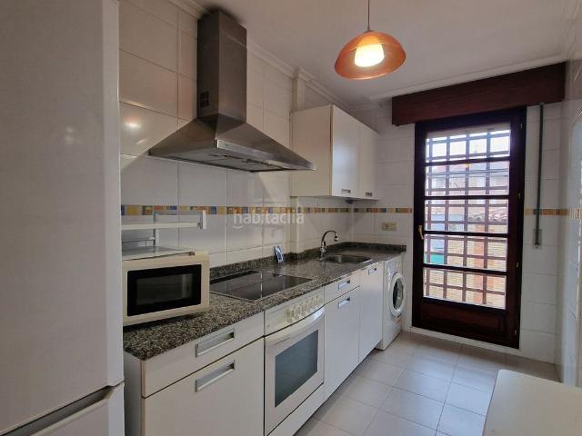 Piso en venta en Cartes. Piso en venta en Santiago, 2 dormitorios. Pisos.
