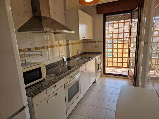 Piso en venta en Cartes. Piso en venta en Santiago, 2 dormitorios. Pisos.