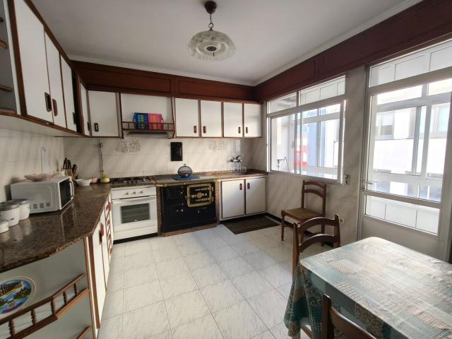 Piso en venta en Cedeira. *PISO EN SEGUNDA LÍNEA DE PLAYA*. Pisos.