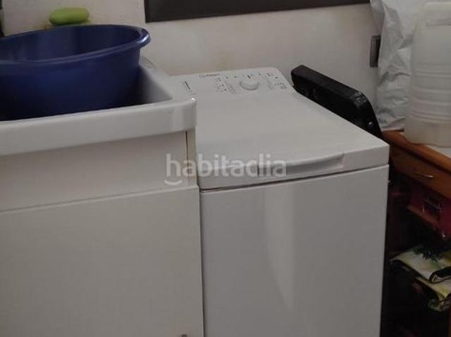 Piso en venta en Centelles. PISO EN CENTRO CENTELLES ESQUINERO. Pisos.
