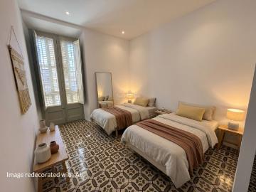 Piso en venta en Centelles. Pis amb caràcter i vistes privilegiades a la Plaça Major. Pisos.