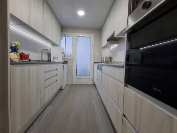 Piso en venta en Plaça de l'Agricultura - Cuarto de servicio