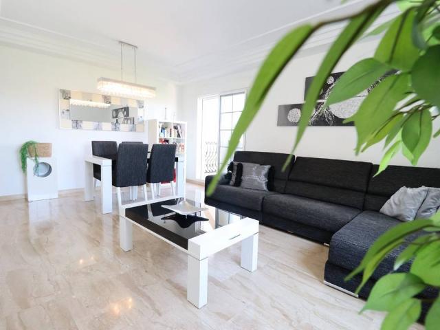 Piso en Venta en El Travaló Martínez Valero