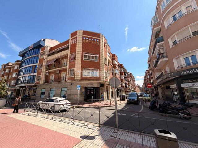 Piso en Venta en Centro Corte Inglés