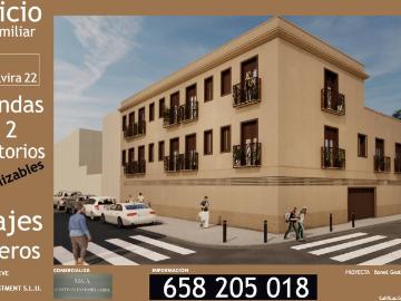 Plaza de Neptuno - Plaza aparcamiento