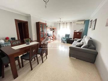 Plaza de Neptuno - Cocina equipada, Cuarto de servicio