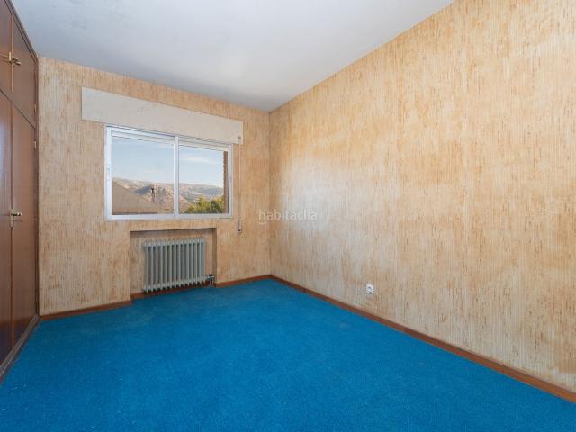 Piso en venta en Cerceda. Piso en venta en Urbanización. Pisos.