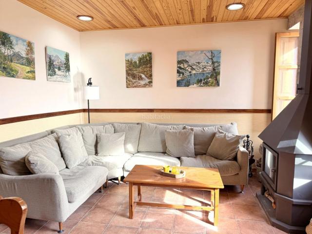 Piso en venta en Cercs. Se vende precioso piso dúplex con vistas en Sant Josep, Cercs. Pisos.