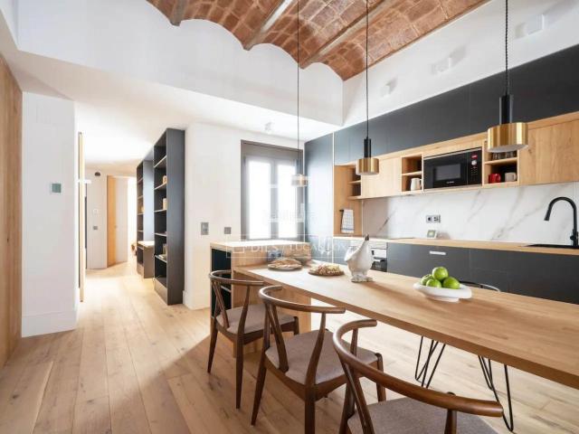 Piso en venta en Cerdanyola del Vallès, Canaletes Turonet. Piso en excelentes condiciones de 3 dormitorios en venta en Gótico, Barcelona. Pisos Cerdanyola del.