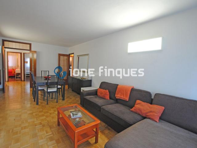 Piso en venta en Cerdanyola del Vallès, Catalunya Fontetes. Ione Finques Ofrece. Pisos Cerdanyola del.