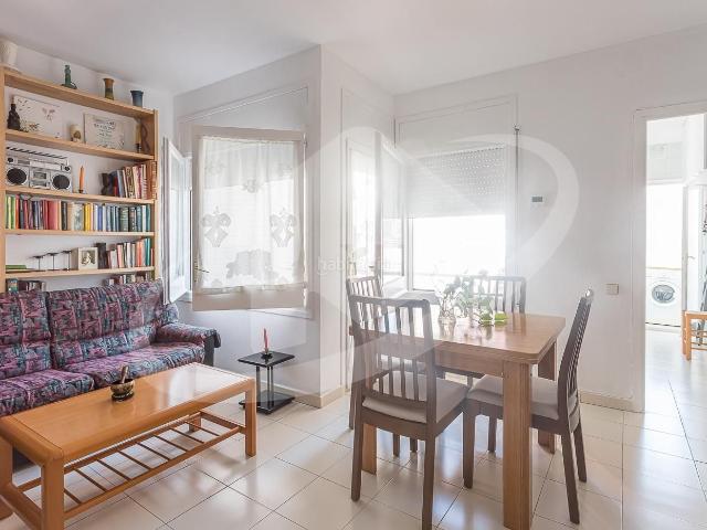 Piso en venta en Cerdanyola del Vallès, Catalunya Fontetes. SOLEADO Y A UN PASO DE TODO. QUIERES VENIR A VERME ?. Pisos Cerdanyola del.
