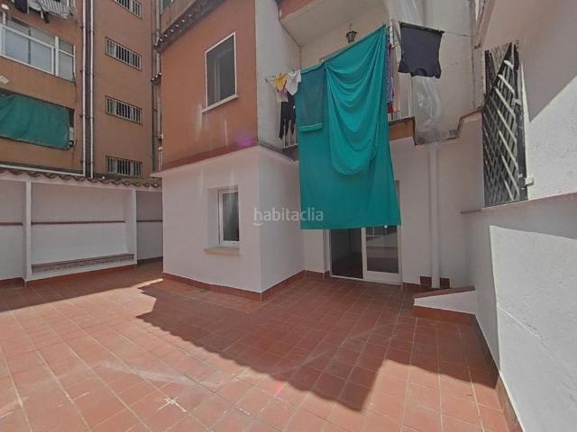 Piso en venta en Cerdanyola del Vallès, Catalunya Fontetes. SE VENDE PISO ALQUILADO EN CARRER SAN QUINTI CERDANYOLA DEL VALLES. Pisos Cerdanyola del.